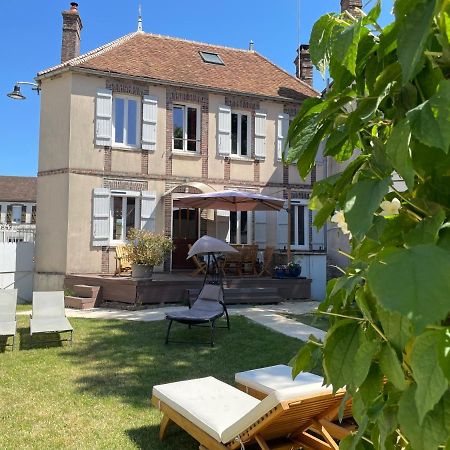 Villa Fontaine Avec Piscine Interieur Chauffee-Maison De Campagne Familiale -Ideal Vacances Ou Sejour Professionnel -3 Chambres-Bureau Separe -Lit Bebe - Parking Facile & Gratuit ภายนอก รูปภาพ