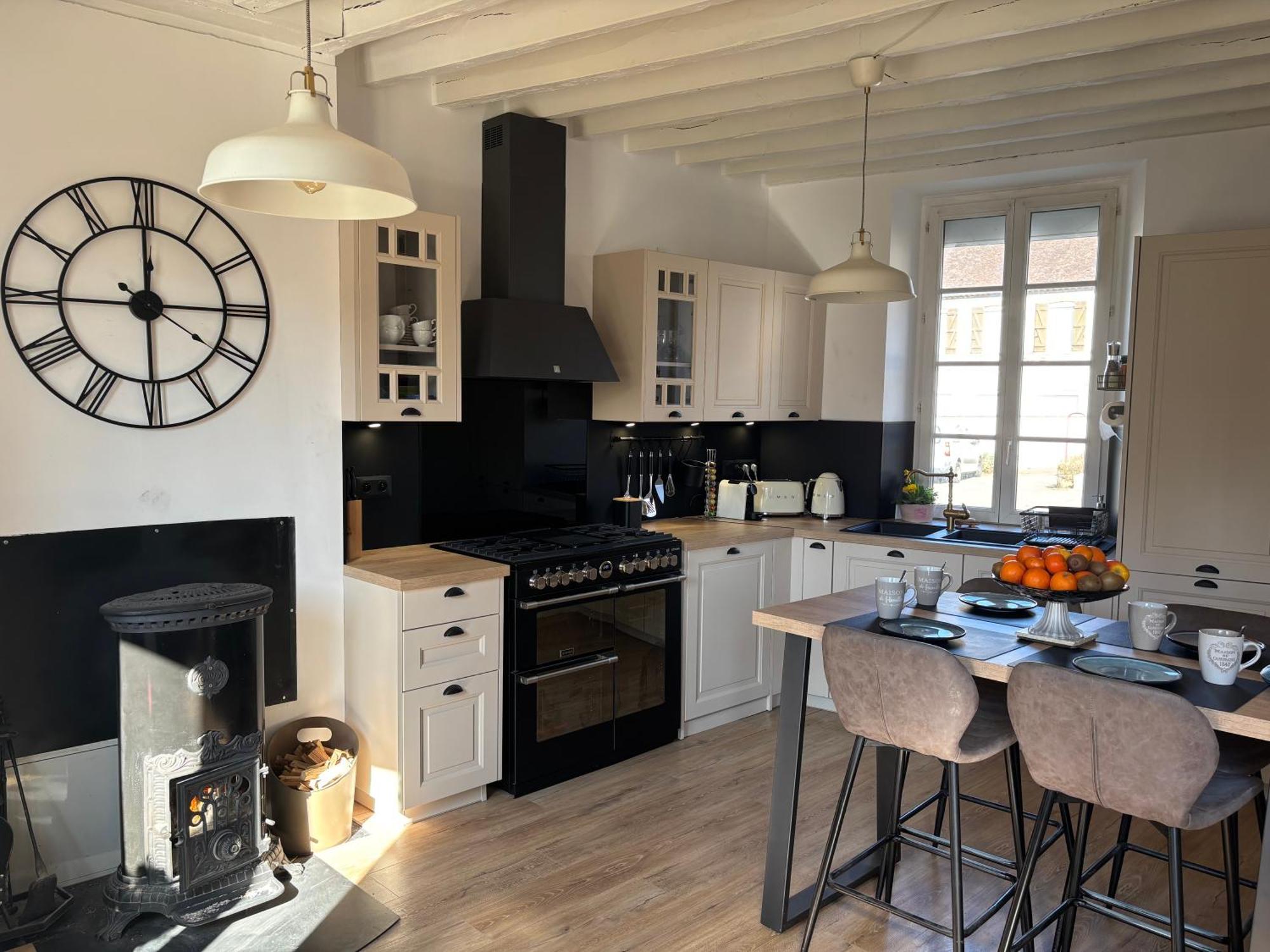 Villa Fontaine Avec Piscine Interieur Chauffee-Maison De Campagne Familiale -Ideal Vacances Ou Sejour Professionnel -3 Chambres-Bureau Separe -Lit Bebe - Parking Facile & Gratuit ภายนอก รูปภาพ