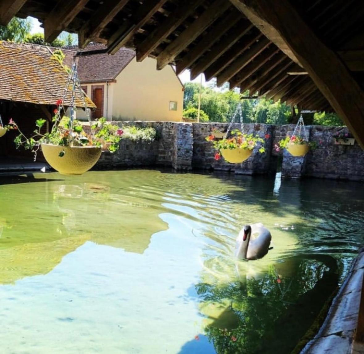 Villa Fontaine Avec Piscine Interieur Chauffee-Maison De Campagne Familiale -Ideal Vacances Ou Sejour Professionnel -3 Chambres-Bureau Separe -Lit Bebe - Parking Facile & Gratuit ภายนอก รูปภาพ